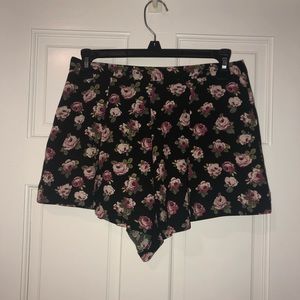 Forever 21 Floral High Waist Shorts Small